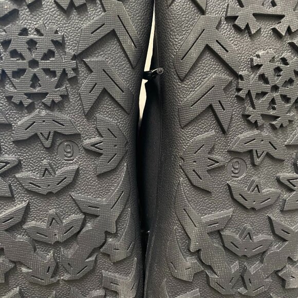 Wanderlust Snowflake Shorty Waterproof Ankle Boots Sz 9 - Picture 9 of 12